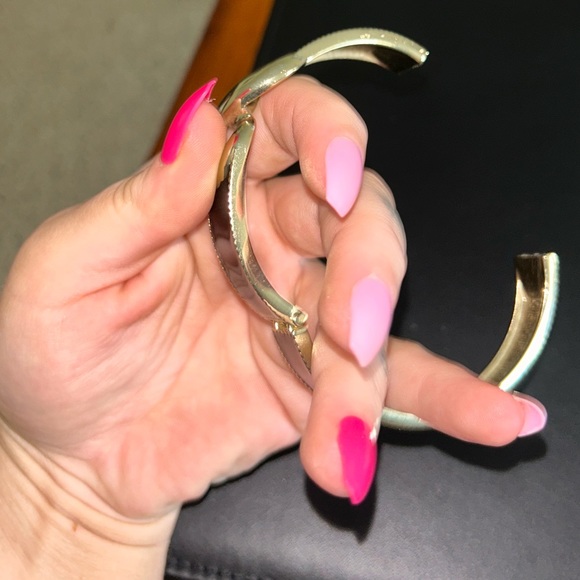 Joan Rivers Infinity Bracelet - Picture 2 of 4